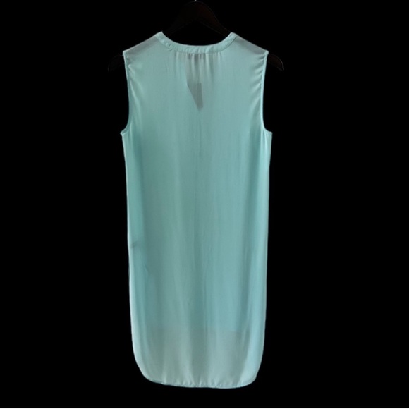 The Limited Light Blue Sleeveless Split Neck Long Top Size Small - Picture 6 of 7